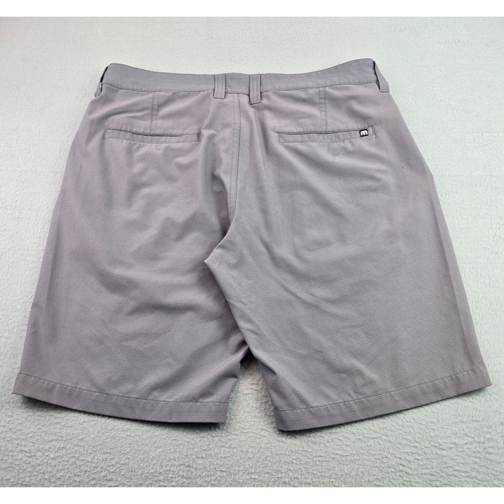 Travis Mathew Gray Performance Golf Shorts Size 33 Stretch Lightweight Casual - Picture 2 of 10